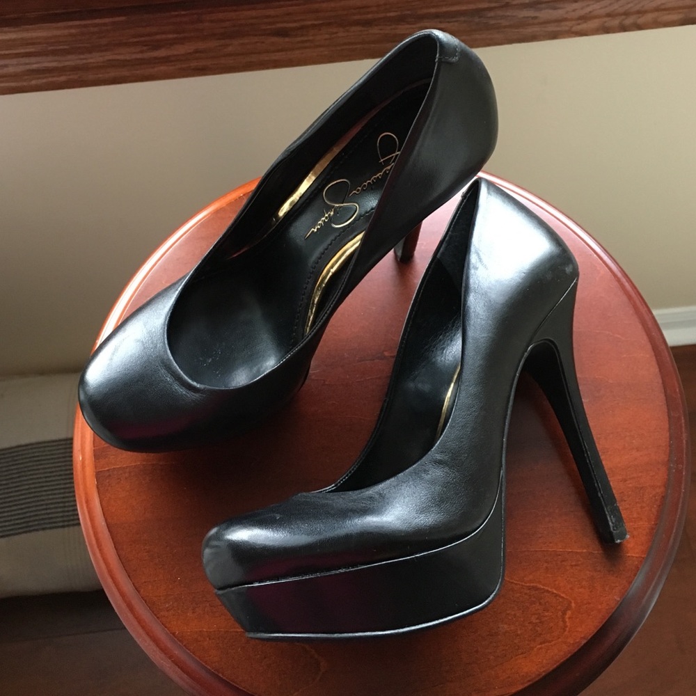 COPY - Jessica Simpson shoe 👠